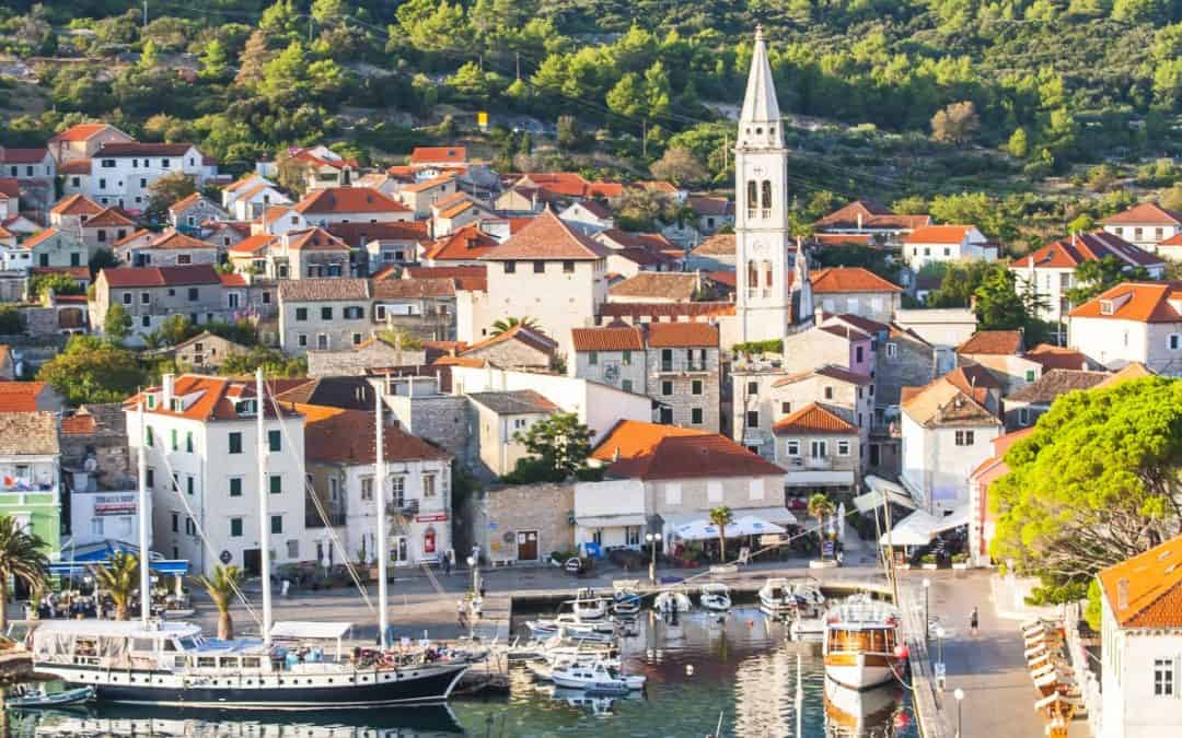 Šarmantna Jelsa kao savršeno mjesto za miran odmor